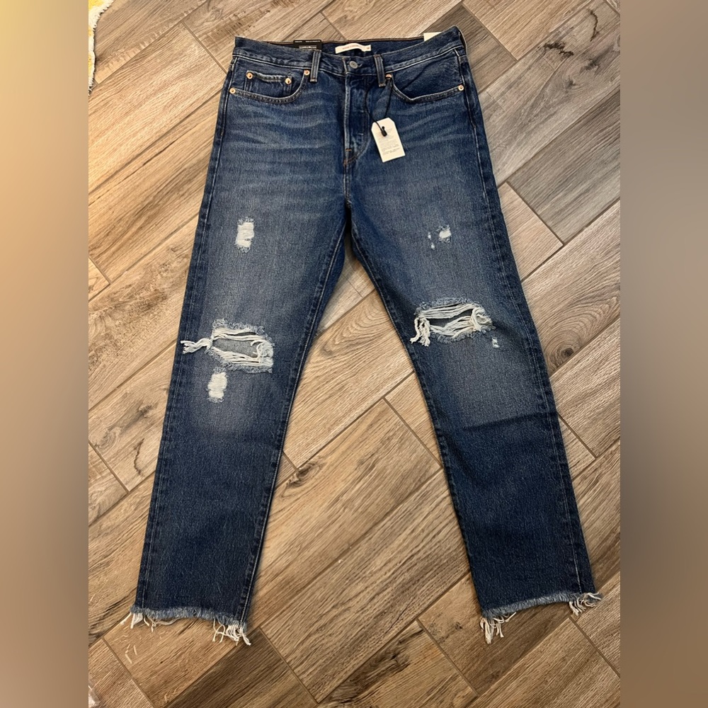 NWT LEVI’S Wedgie Straight Jeans